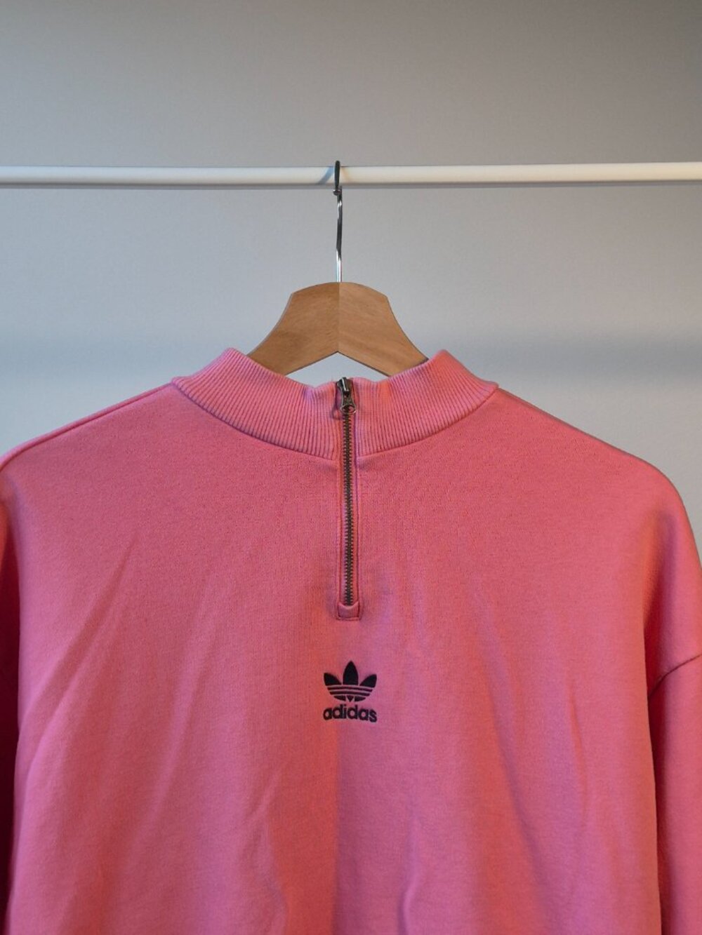 Adidas Originals Women’s Half Zip Sweatshirt Size S Pink Red Colorblock Trefoil - Picture 9 of 9